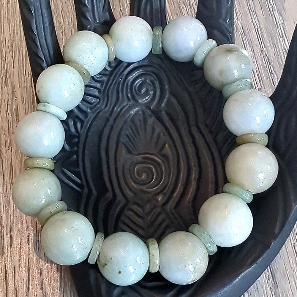 Burmese Green Jade Stretch Bracelet